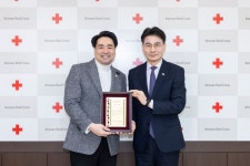 “헌혈은 생명을 살리는 정책” 서울 강서구의회 김현진 의원, 적십자 감사패 받아:경인투데이뉴스 ≪경인투데이뉴스≫ “헌혈은 생명을 살리는... 