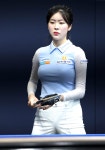 글래머 미녀 정수빈 선수와 함께 친다…당구 프로암 대회 - 바둑 갤러리