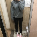 로렌하이 160/48 오트밀살까 하다가 브이넥으로 있어서 그레이로 했는데 레드도 이쁘고 오트밀했REVIEW - 로렌하이