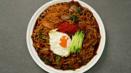 [뉴스턴트] 요리를 새롭게! 더 맛있게! 해물쟁반짜장 [뉴스턴트] 요리를 새롭게! 더 맛있...