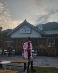 티 보자마자 바로 구매했어욤 넘 예뻐용박시해서 편하구 프린팅도... 편하구 프린팅도 제스탈! 넘나 예뿌긔롱한 기REVIEW2 - 립합
