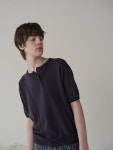 러드 - 웨이비니스 Diagonal Flow Henley Neck Half Knit Graphite 러드 - Diagonal Flow Henley Neck Half Knit Graphite