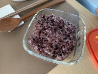 리빙메이트 - 좋은 것을 담다 락앤락 ﻿락앤락으로 꽉찬 신혼살림: 토스터기, 수세미, 냉동밥용기, 빨래건조대!