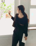 제니아 배색티