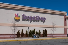 Stop & Shop Implementing Capacity Limits and One-Way Aisles at all Long Island Stores | LongIsland.com Stop & Shop Implementing... 