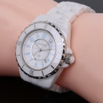 럭스애비뉴 - 20년 전통 중고명품 현금매입 샤넬 J12 화이트 세라믹 워치 H3826 보증서