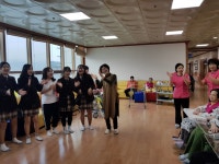 노인전문요양원>사진자료실 < 커뮤니티>사진자료실 상세 내용
