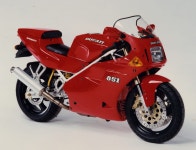 The Final Edition of the Ducati Panigale R Is a Lust-Worthy Tribute to the Iconic V-Twin Superbike - Maxim