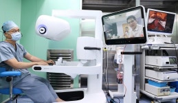 메디포뉴스 고려대 안암병원 강성구 교수, 세계 최초 다빈치5 로봇수술 국제 원격 생중계 수술
