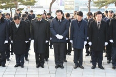 목포시새해 현충탑 참배 (2018,1,2, 부흥산 현충탑) 새해 현충탑 참배 (2018,1,2, 부흥산 현충탑)