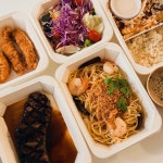 momQ | 맘큐 | 유한킴벌리 직영몰 아웃백 포장으로 즐긴 소확행🍴