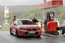 [스파이샷] 차세대 혼다 시빅 타입 R 주유소에서 딱 걸렸다! |