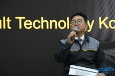 르노삼성차, 연구소 르노테크놀로지코리아 공개 XM3 내년 출시 - 모토야 르노삼성차, 연구소 르노테크놀로지코리아 공개 XM3 내년 출시