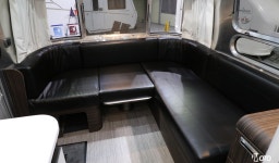 유럽의 풍미를 머금은 꿈의 카라반! – 에어스트림 유로피언 604 - 모토야 유럽의 풍미를 머금은 꿈의 카라반! – 에어스트림 유로피언 604