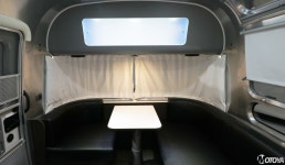 유럽의 풍미를 머금은 꿈의 카라반! – 에어스트림 유로피언 604 - 모토야 유럽의 풍미를 머금은 꿈의 카라반! – 에어스트림 유로피언 604