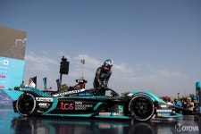 재규어 TCS 레이싱 팀 미치 에반스, 포뮬러 E 마라케시 경기에서 3위 기록 - 모토야 재규어 TCS 레이싱 팀 미치 에반스, 포뮬러 E 마라케시... 