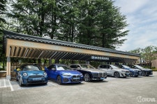 BMW 코리아, 경북 힐튼호텔 경주에 전기차 충전소 ‘BMW 차징 스테이션’ 개소 - 모토야 BMW 코리아, 경북 힐튼호텔 경주에 전기차 충전소... 