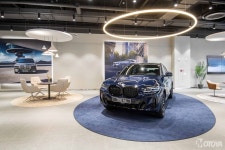 BMW 한독 모터스, 서초 통합센터 새 단장하여 오픈 - 모토야 BMW 한독 모터스, 서초 통합센터 새 단장하여 오픈