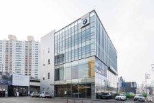 BMW 한독 모터스, 수원 서비스센터 및 BPS 전시장 새 단장 오픈 - 모토야 BMW 한독 모터스, 수원 서비스센터 및 BPS 전시장 새 단장 오픈