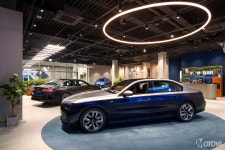 BMW 코오롱 모터스, 부산 전시장 새롭게 단장해 오픈 - 모토야 BMW 코오롱 모터스, 부산 전시장 새롭게 단장해 오픈
