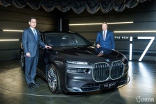 BMW 그룹 코리아, 법인 설립 30주년 맞아 - 모토야 BMW 그룹 코리아, 법인 설립 30주년 맞아