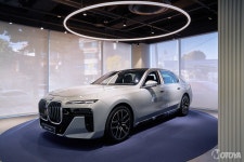 BMW 한독 모터스, 서울 용산 전시장 새롭게 단장 - 모토야 BMW 한독 모터스, 서울 용산 전시장 새롭게 단장