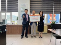 무안군 몽탄면 지역사회보장협의체 임관택 위원장, 사랑의 후원금... 몽탄면 지역사회보장협의체 임관택 위원장, 사랑의 후원금 100만 원 기탁