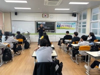 무안군, 청소년 대상 ‘찾아가는 학교폭력 예방교육’ 운영 - 무안군청 무안군, 청소년 대상 ‘찾아가는 학교폭력 예방교육’ 운영