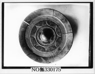 평남대동 정백리 13호분 내행화문경 이미지 - 확대 팝업 페이지