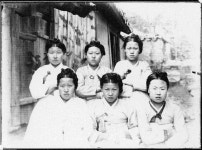 사료조사2 평북벽동 부인 정면 체격측정 | 소장품 검색:국립중앙박물관 사료조사2 평북벽동 부인 정면 체격측정 | 소장품 검색