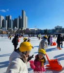 겨울이 좋다..동인천역 광장 스케이트장 열기 후끈:내외신문 ≪내외신문≫ 겨울이 좋다..동인천역 광장 스케이트장 열기 후끈