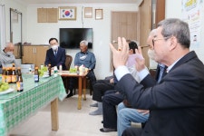 남평읍 남극당 경로당 현장방문 - 365일 열린시장실 남평읍 남극당 경로당 현장방문