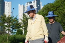 25.07.27 지석천 꽃단지 환경정화 활동 - 365일 열린시장실 25.07.27 지석천 꽃단지 환경정화 활동