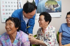 24.07.31.무더위 쉼터 현장 점검(공산 월평경로당) - 365일 열린시장실 24.07.31.무더위 쉼터 현장 점검(공산 월평경로당)