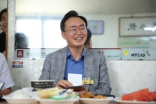 25.07.11 무더위쉼터 점검(반남면) - 365일 열린시장실 25.07.11 무더위쉼터 점검(반남면)