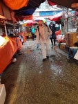 행사앨범-논현1동 소래포구어시장 방역 활동  내용 | 남동구청 행정복지센터>논현1동>우리동소식