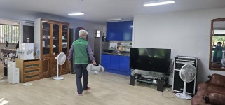 행사앨범-경로당 환경정비(청소 및 방역) 활동 내용 | 남동구청 행정복지센터>남촌도림동>우리동소식 행사앨범-경로당 환경정비(청소 및 방역)... 