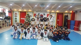 보도자료-만수5동 성신태권도장 원생, 어려운 이웃에 라면 기증, 연탄불고기 음식점 어르신 식사대접 내용 | 남동구청>소식과 알림>남동소식... 
