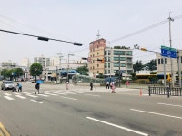 칭찬합니다-안전한 중앙분리대를 설치한 남동구청을 칭찬합니다^^ 내용 | 남동구청>소통과 참여>소통광장 칭찬합니다-안전한 중앙분리대를 설치한... 