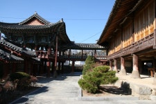 명품남원 > 역사/문화 > 문화재 상세보기 > 남원향교 대성전남원향교 대성전 명품남원 > 역사/문화 > 문화재 상세보기 > 남원향교 대성전