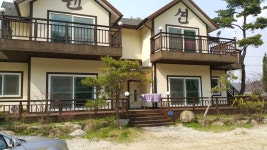 즐길거리 > 편안한 잘거리 상세보기 > 지리산오미자향기민박지리산오미자향기민박 즐길거리 > 편안한 잘거리 상세보기 > 지리산오미자향기민박