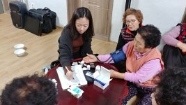 소통과 참여 > 시정홍보 > 보도자료 상세보기 남원시 노암동, 찾아가는 마을 영화관 개시