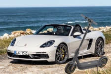 글 내리면 100만원에 합의 포르쉐 차주, 신상 위협에 4000만원?100만원 \