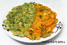 반반 부침개 - 음식 / 과일 / 외식 - 네모판 반반 부침개