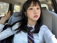 교복 입은 여자친구 은하 - 연예 포토 토크 - 네모판 교복 입은 여자친구 은하