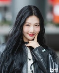 오늘 레드벨벳 조이 동물농장 출근길.jpg - 연예이슈 수다방 - 네모판 오늘 레드벨벳 조이 동물농장 출근길.jpg