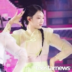 코리아 온 스테이지 뉴진스 해린 직캠.jpg - 연예이슈 수다방 - 네모판 코리아 온 스테이지 뉴진스 해린 직캠.jpg