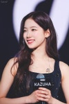르세라핌 카즈하 데뷔 쇼케이스 고화질 사진.jpg - 연예이슈 수다방 - 네모판 르세라핌 카즈하 데뷔 쇼케이스 고화질 사진.jpg