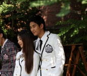 드림하이 김수현, 교복광고 촬영중! - 연예이슈 수다방 - 네모판 드림하이 김수현, 교복광고 촬영중!