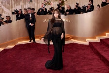 오늘자 골든글로브 블랙핑크 리사 - 연예이슈 수다방 - 네모판 오늘자 골든글로브 블랙핑크 리사